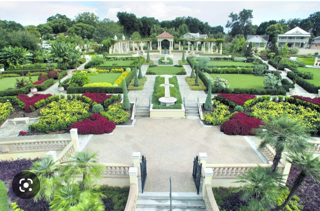 The Wedding Website of Daniela Doig and Alejandro Aparicio