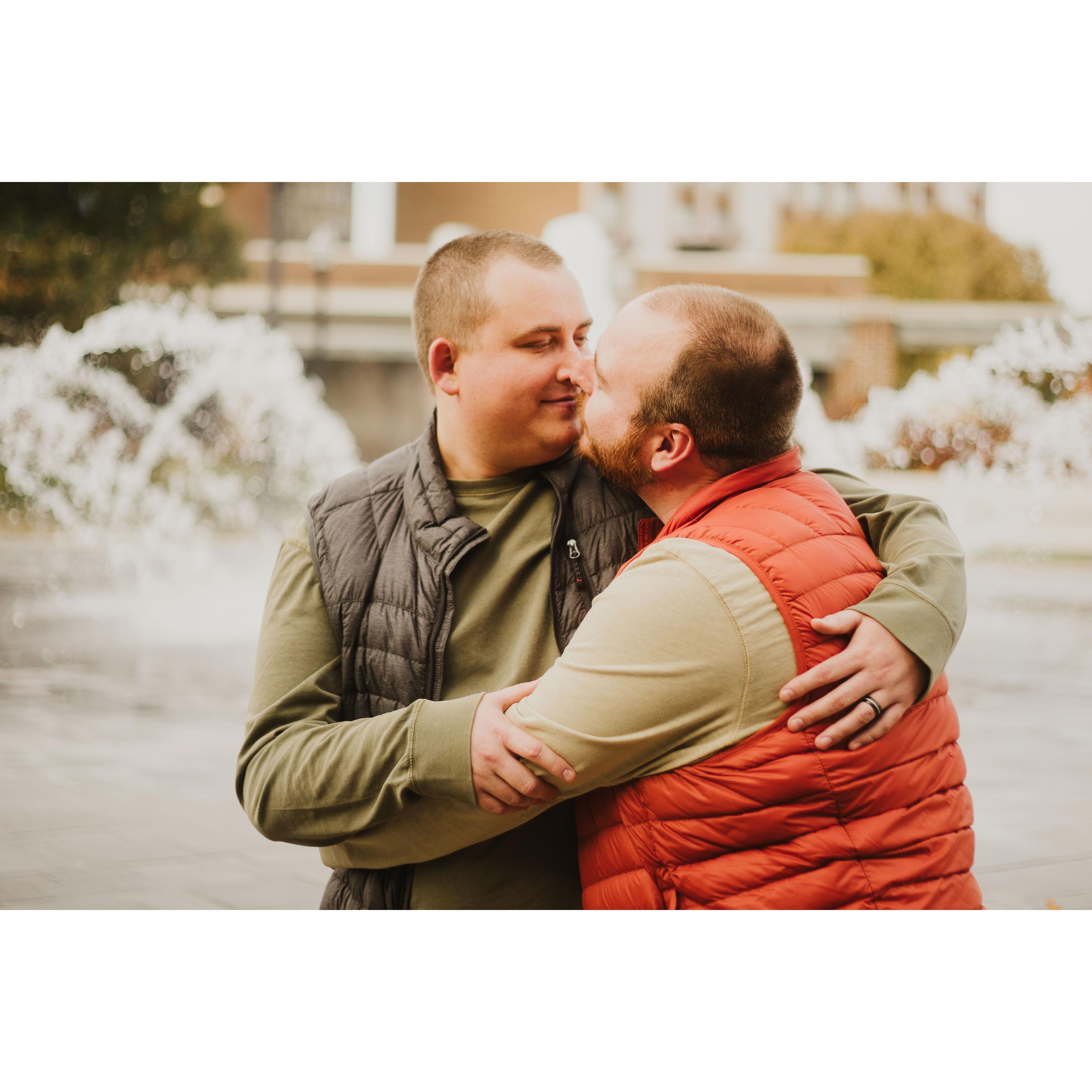 Engagement Photos by Hannah O'Donnell 