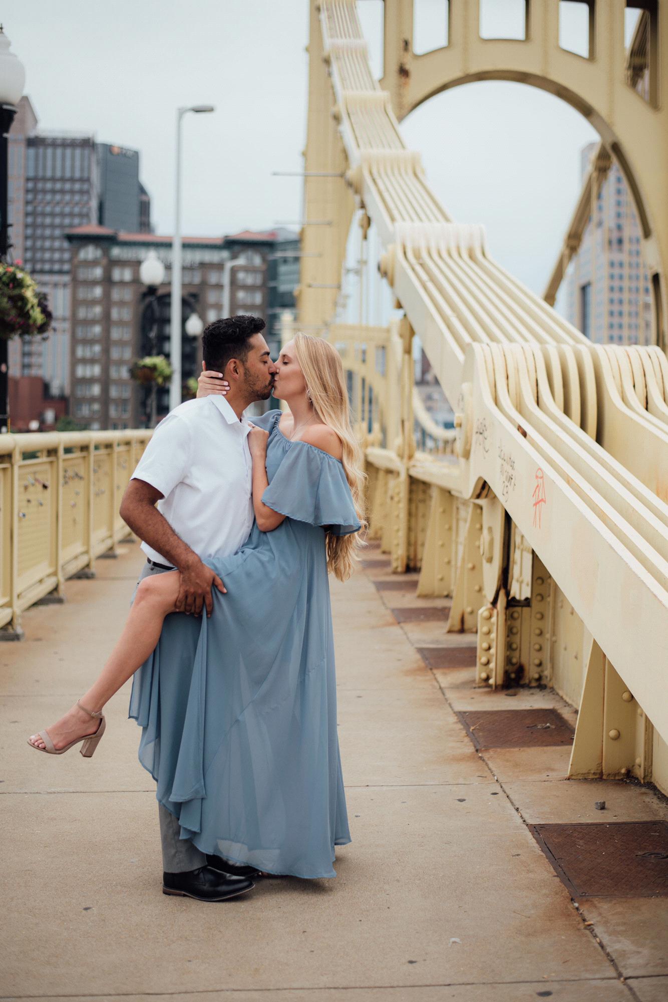 Engagement photos in Pittsburgh by the amazing Sami Saunders! August, 2020
