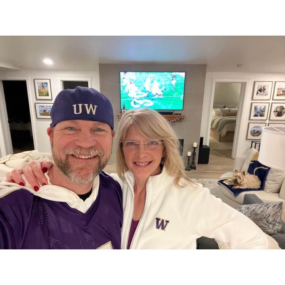 One of our favorite things to do is root for the UW Husky football team!  Go DAWGS!