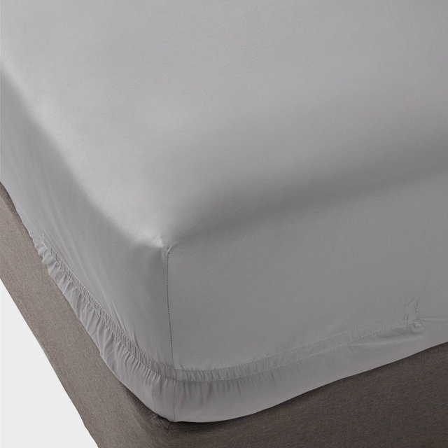 California King 400 Thread Count Performance Fitted Sheet Classic Gray - Threshold™
