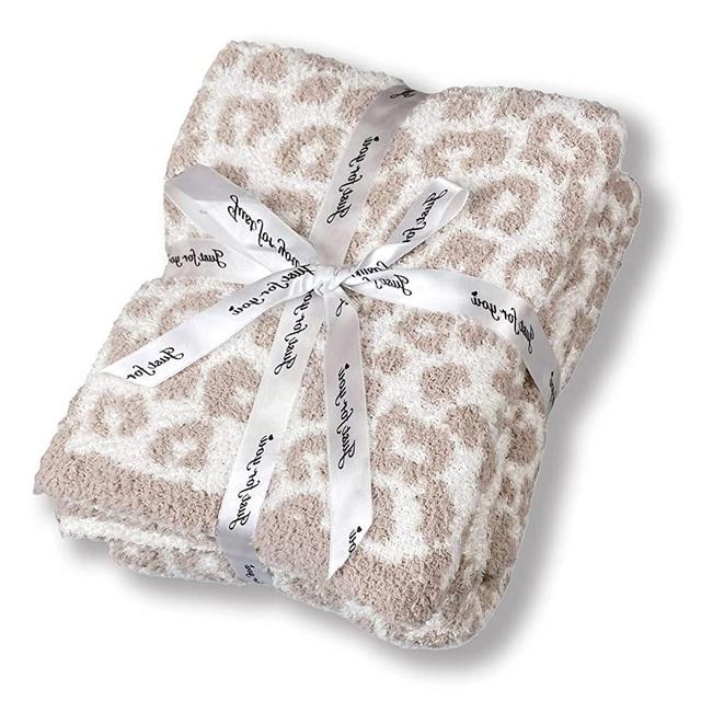 Soft Plush Fluffy Leopard Knitted Throw Blanket, Lightweight Warm Cozy Reversible Blanket Cheetah Blanket, Perfect for Couch, Bed, Sofa, Cream