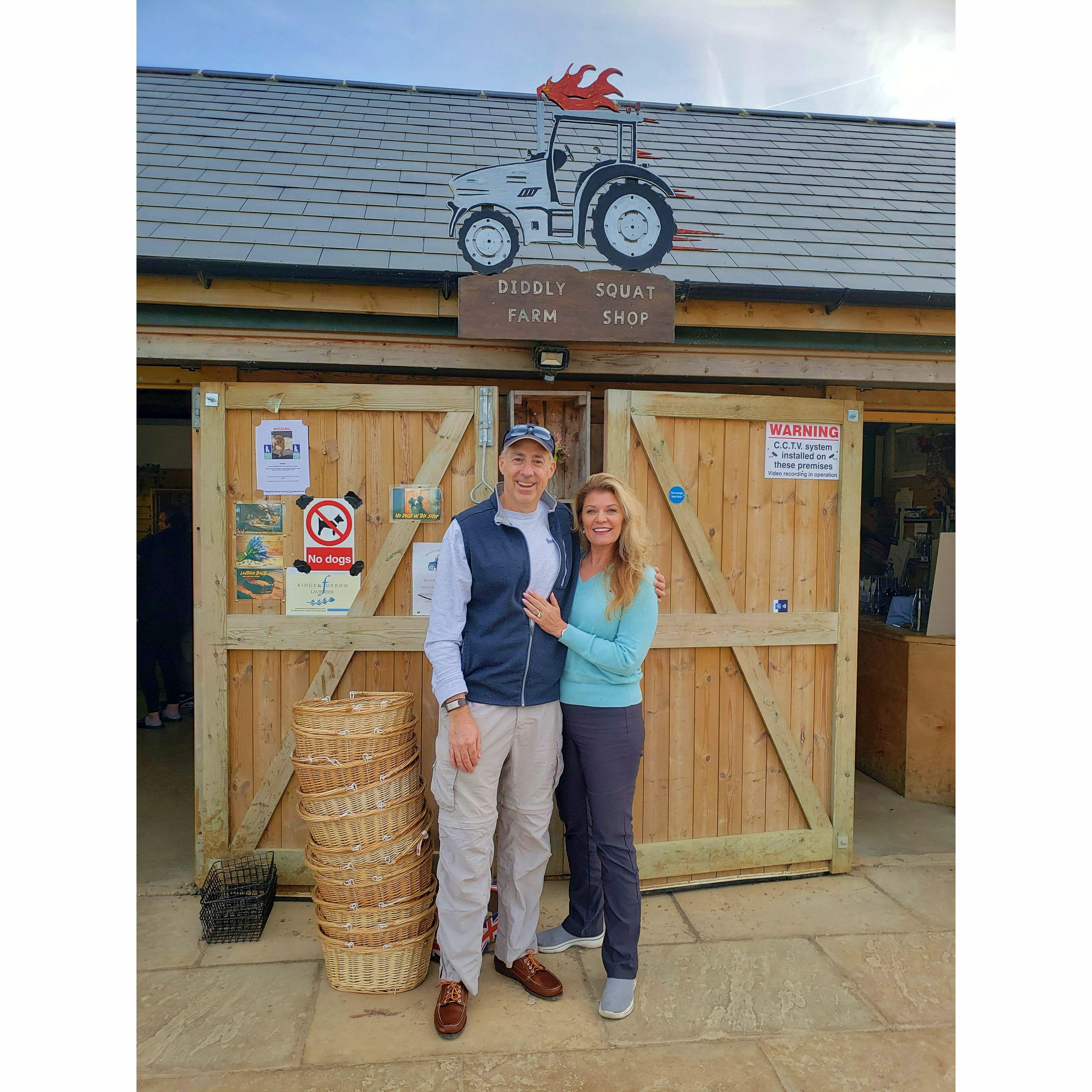 Just 24 hrs post-engagement, R&A find themselves at the iconic Diddly Squat Farm Store owned by UK's TV-host turned intrepid farmer, Jeremy Clarkson... and did most of their Christmas shopping there.