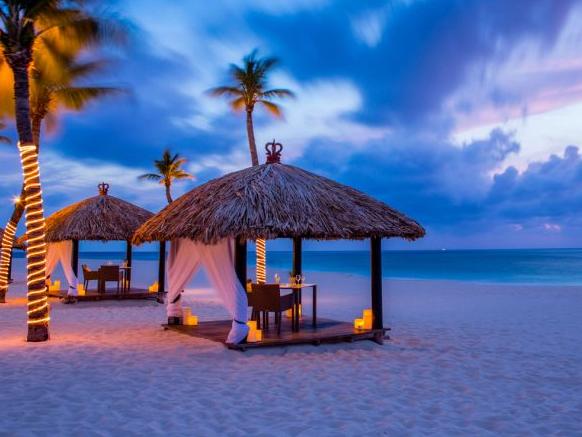 Romantic Dinner on the Beach