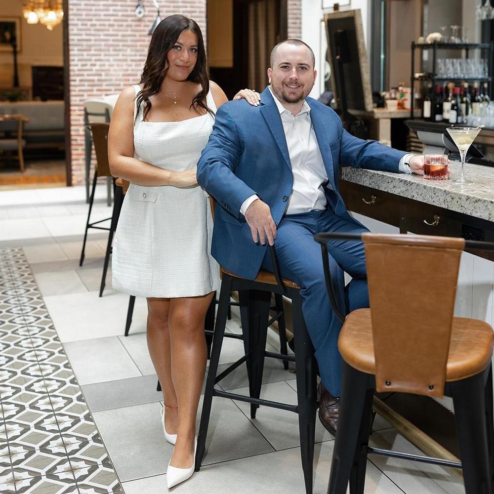 Gillian Vitale and John Lowry's Wedding Website, image size:1000x1000