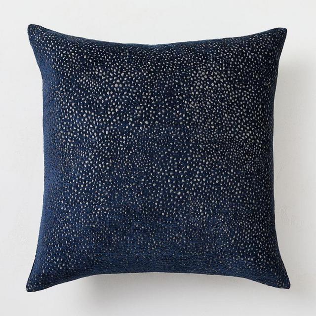 Dotted Chenille Jacquard Pillow Cover, Midnight, 20"x20"