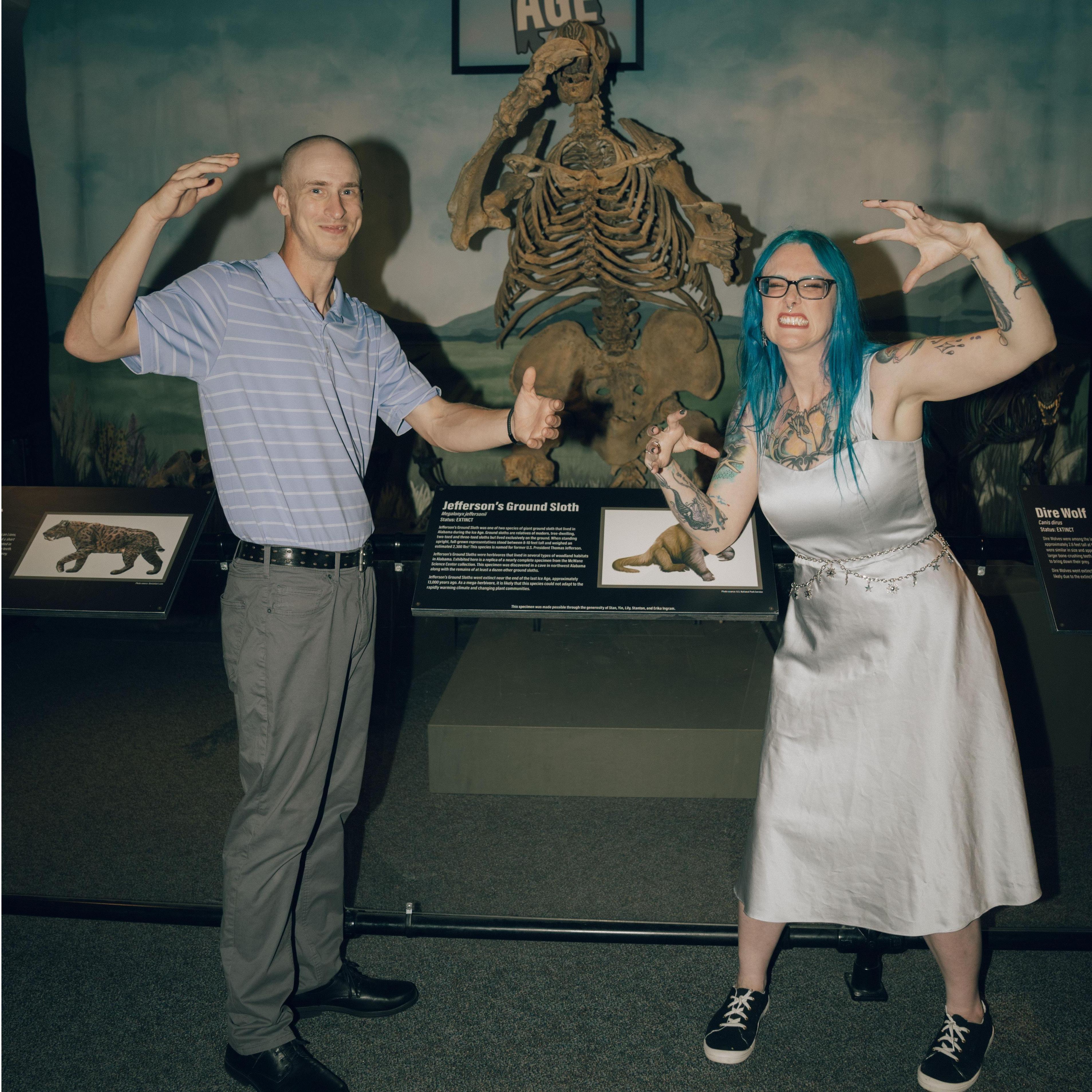 Jefferson's Ground Sloth demanded to be posed with! 8-10ft long, 2200-2425lbs, and named for Thomas Jefferson, who recorded fossil bones found in a cave in West Virginia in the late 18th century.