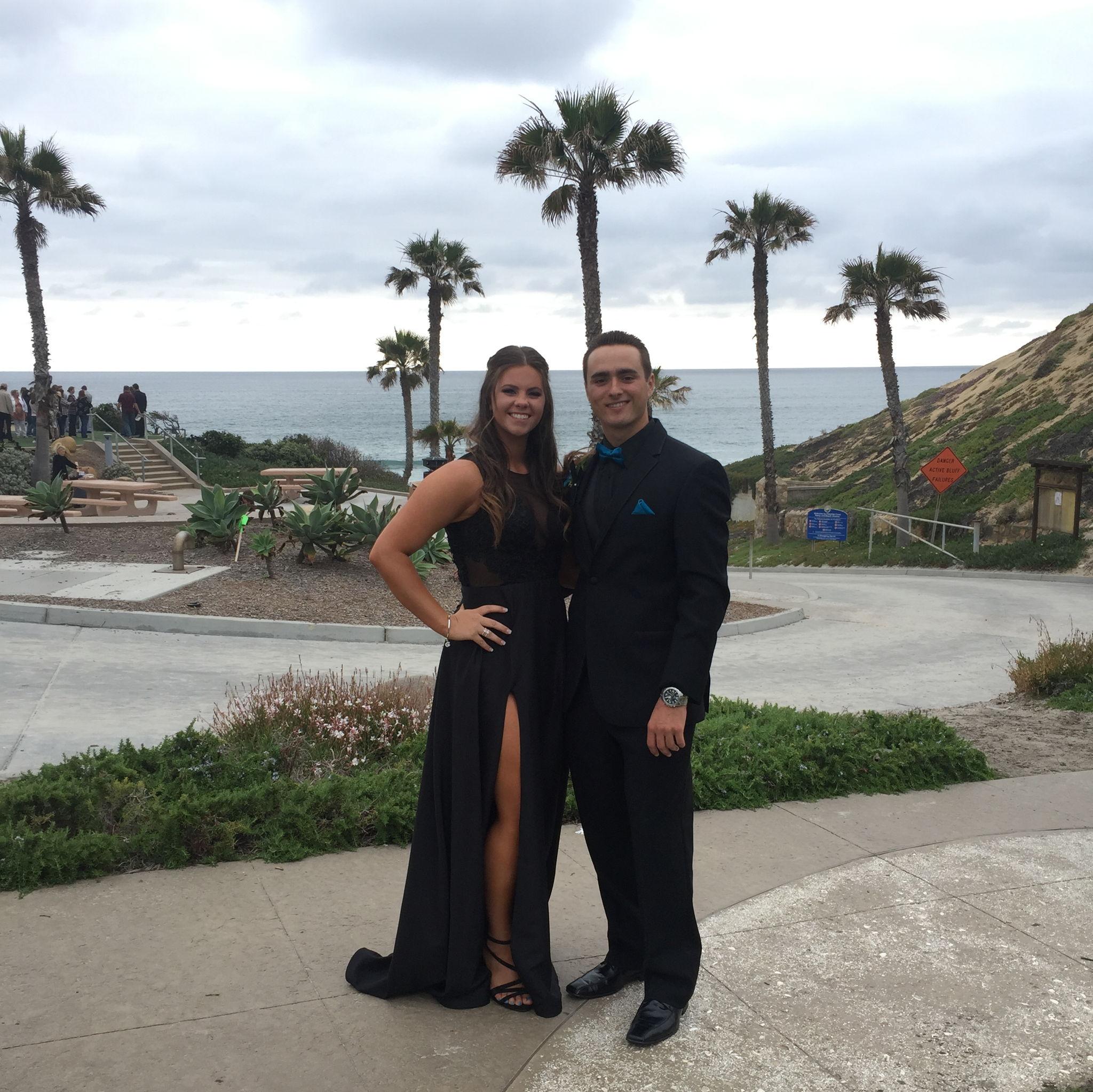 The Iconic Prom Photo - May 2016