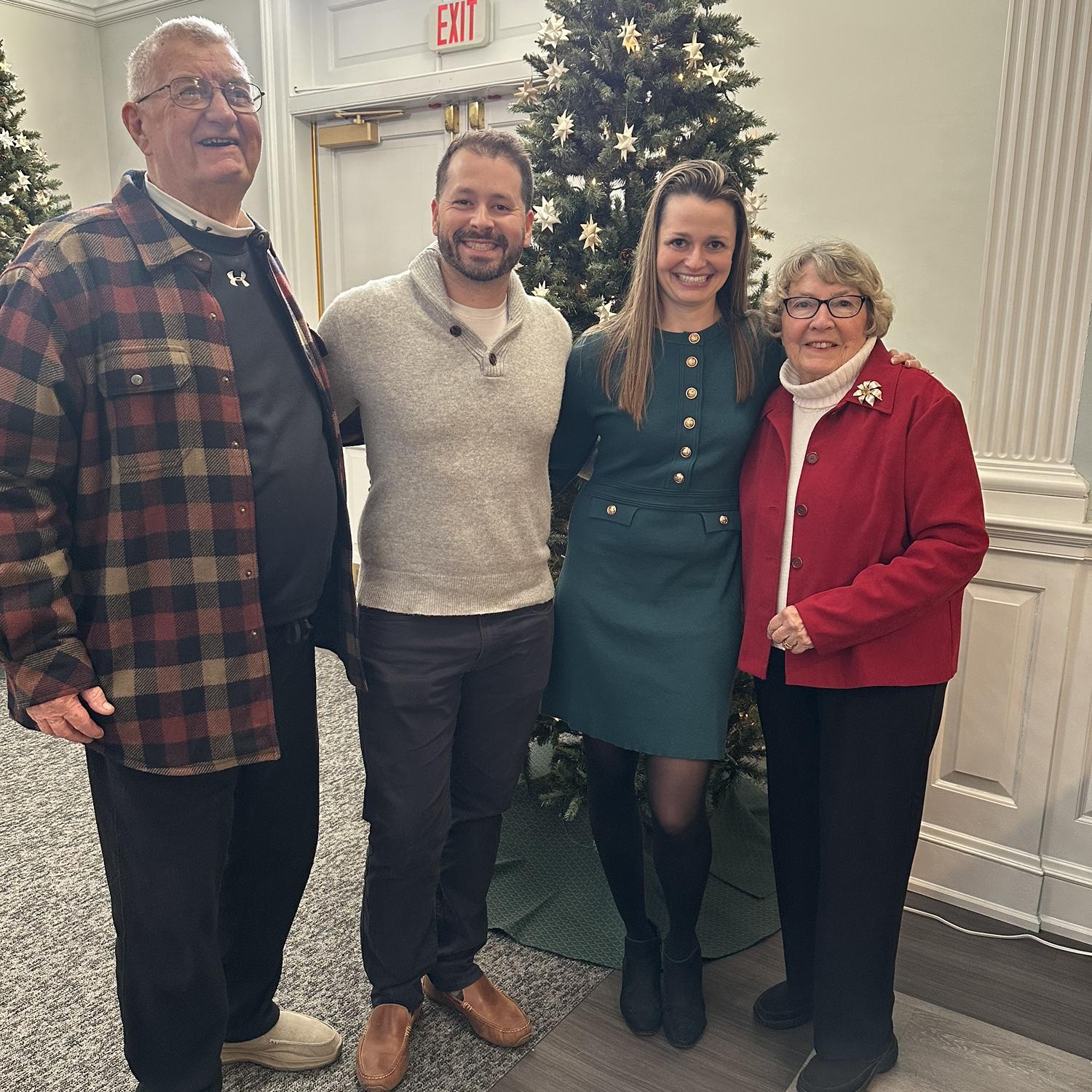Christmas Eve Mass with Gin and Pop- 2025
