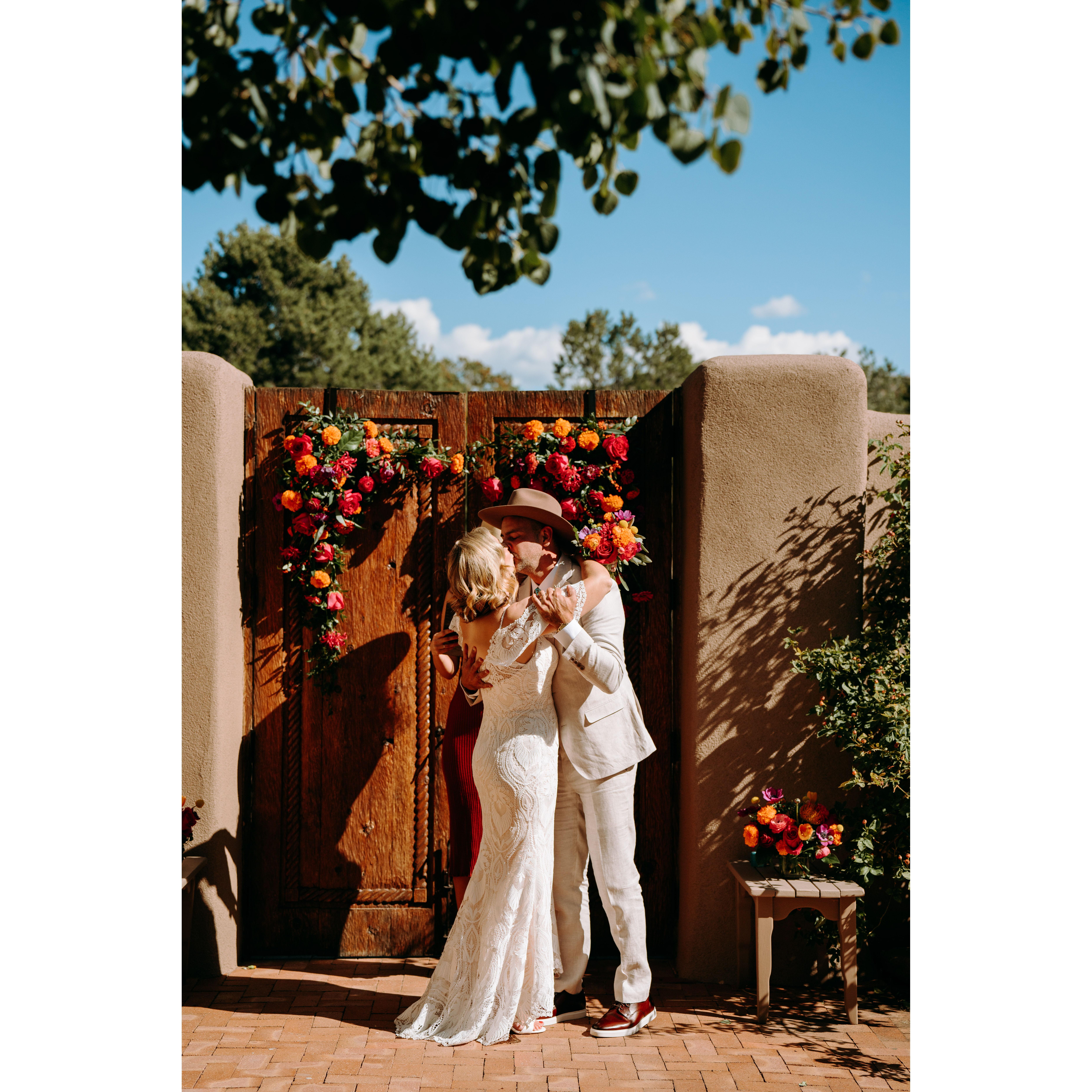 Vow ceremony - Jenn and Shae's first kiss as Mr. and Mrs.