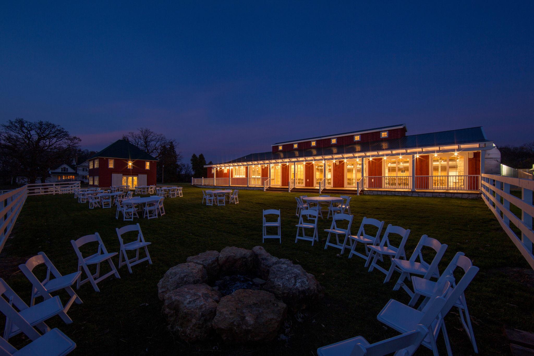 The Wedding Website of Devin Garnett and Hannah Pekarek