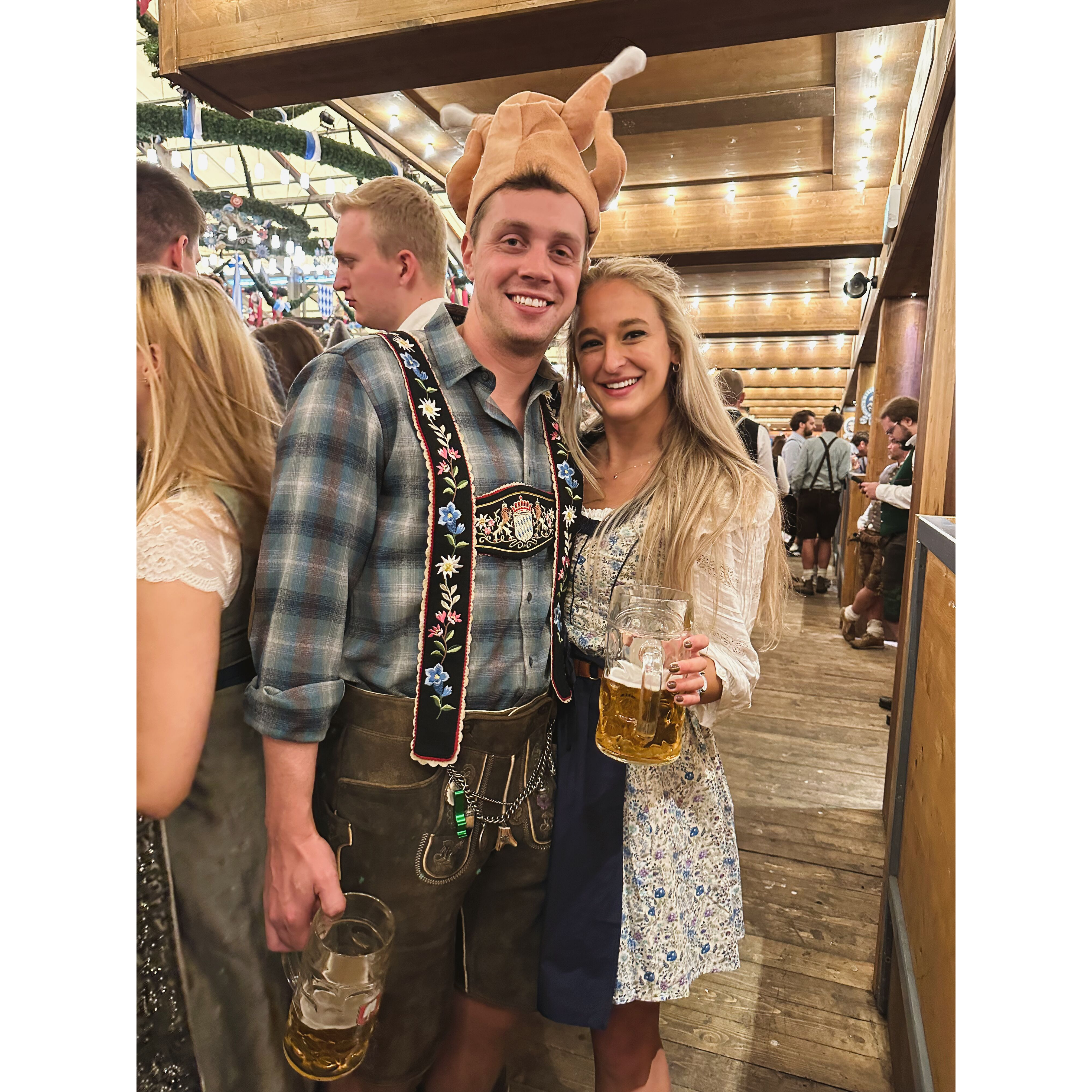 At Oktoberfest, we had to make a quick trip to John's favorite brauhaus - Spaten!