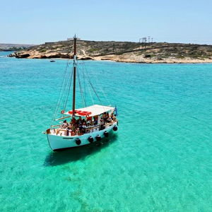 Boat day in Paros
