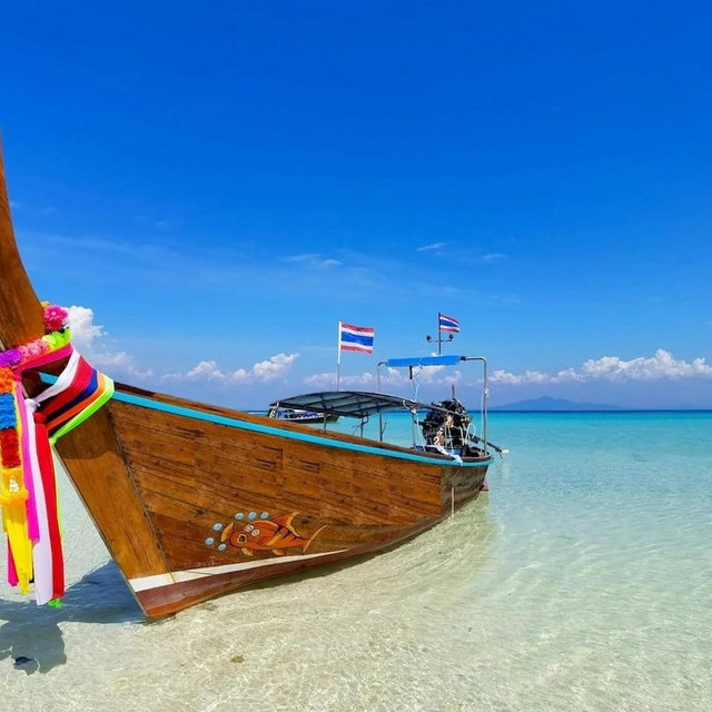 Honeymoon Boat Adventure