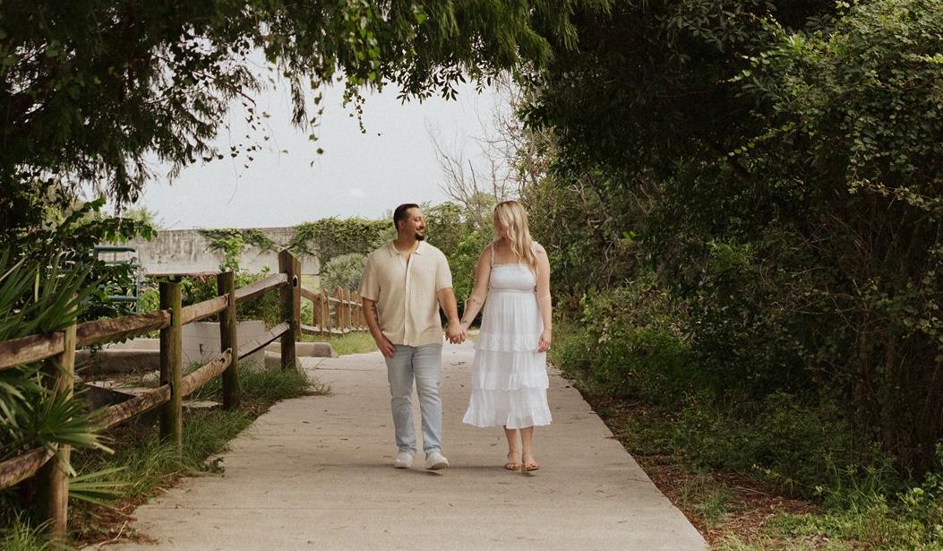 The Wedding Website of Haley Rhea and Daren Sparks