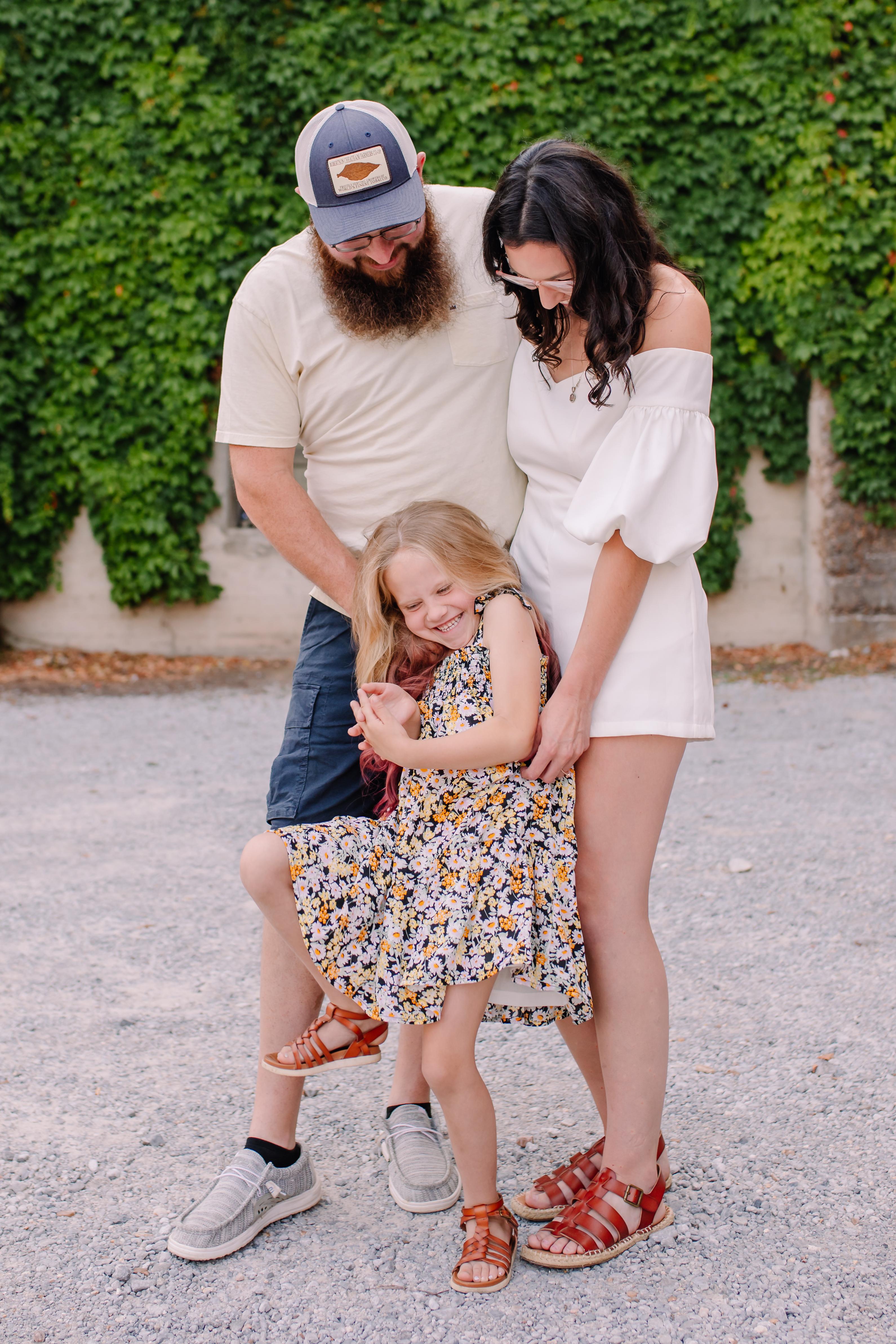 The Wedding Website of TAYLOR FLECK and JOSH LEBLANC