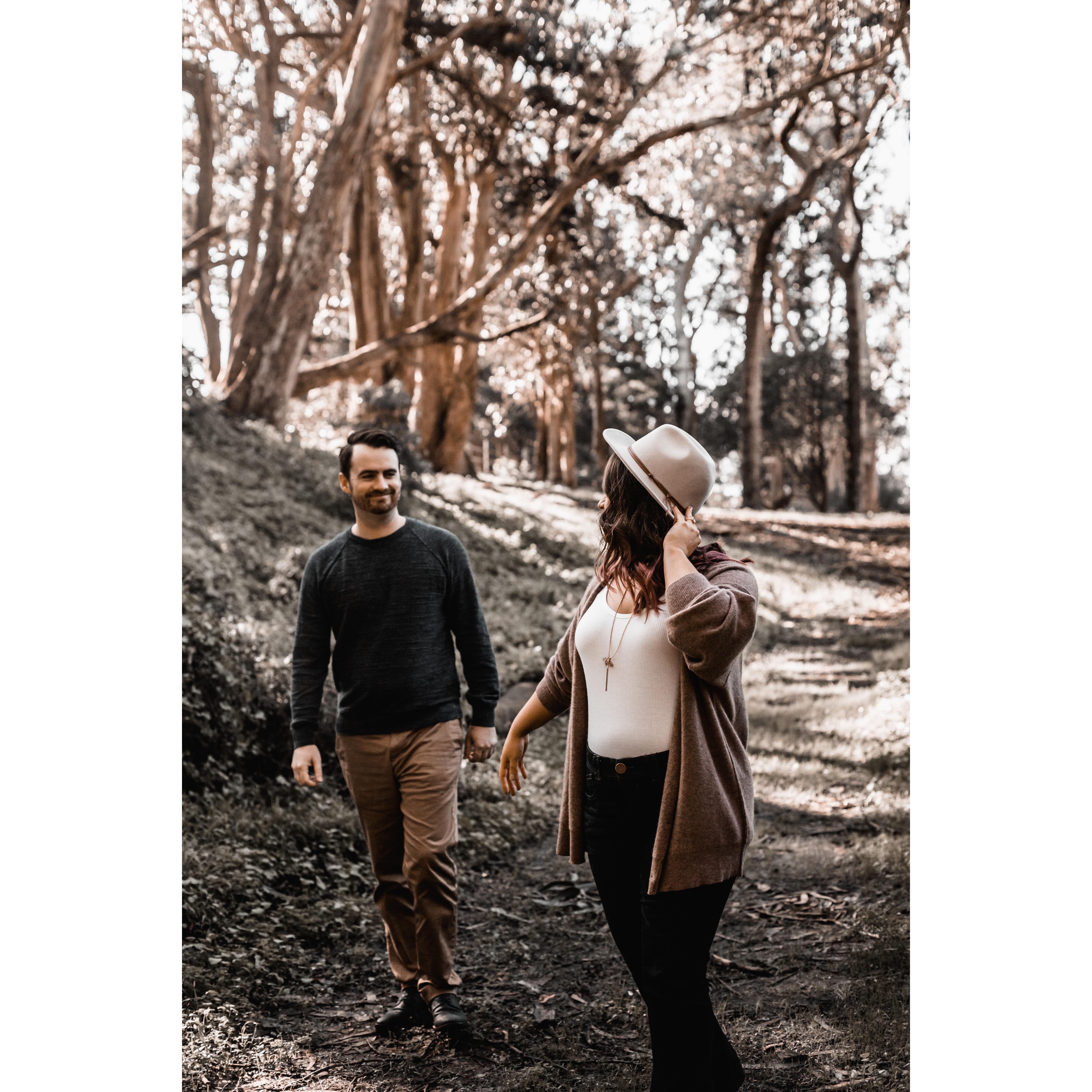 Engagement photos at Lindley Meadow in Golden Gate Park.