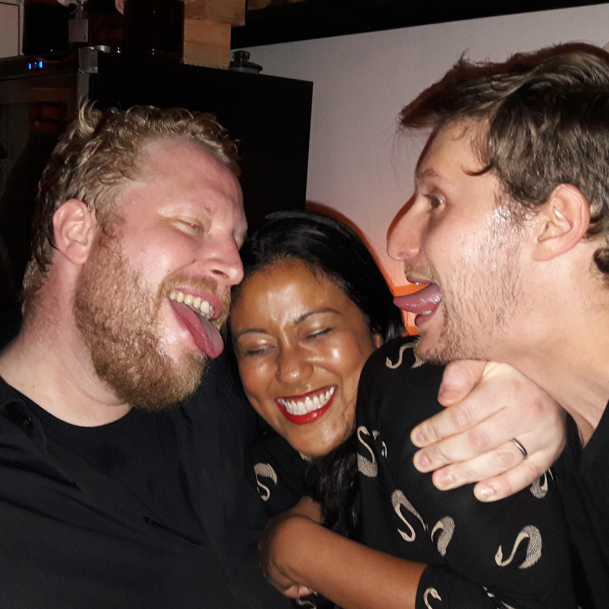 Julien and Eitan. Neng's possible friends