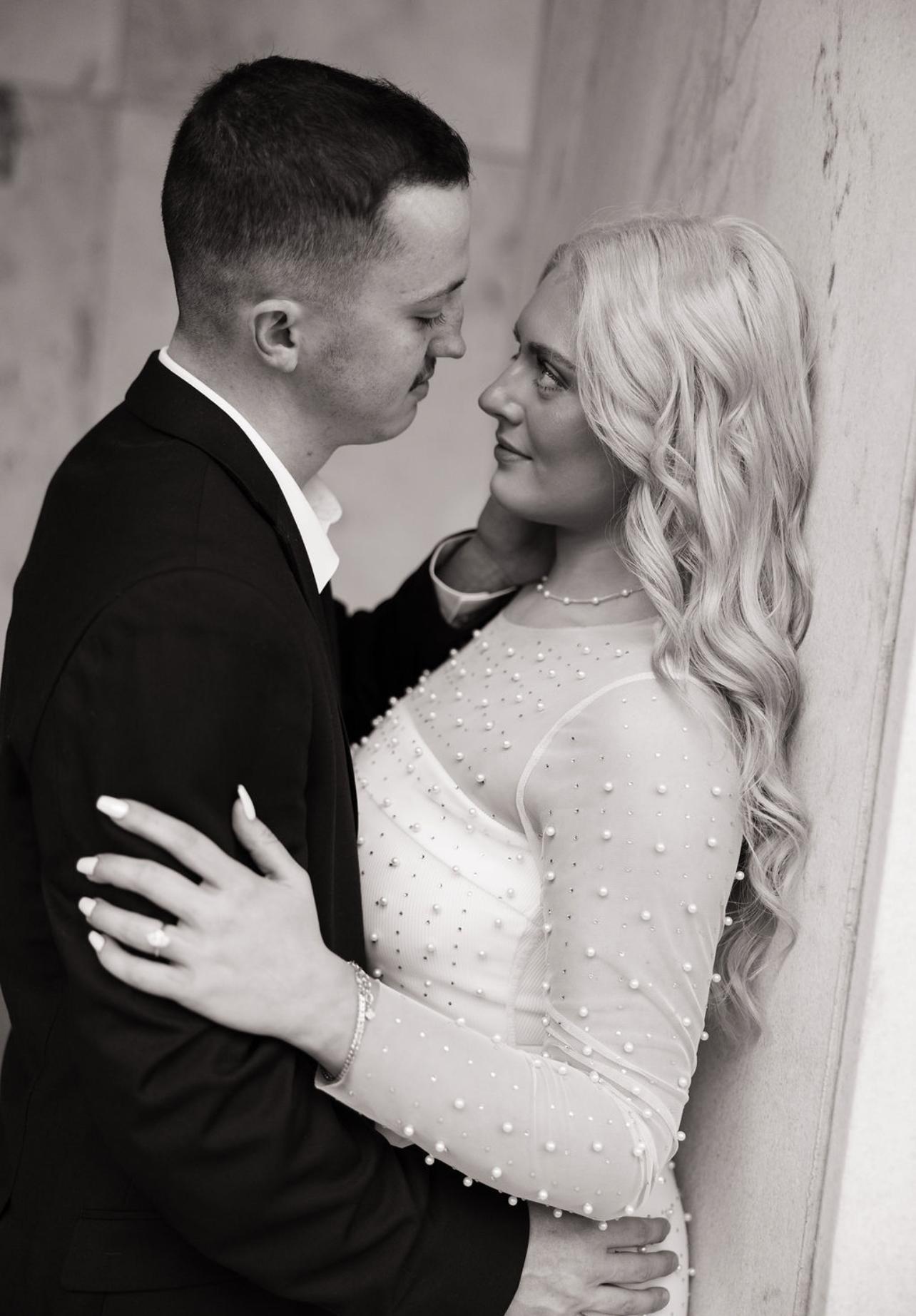 The Wedding Website of Taylor Thomas and Dustin Hart