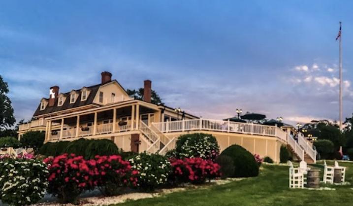 The Wedding Website of Elleni Strantzalis and Adam Jessup