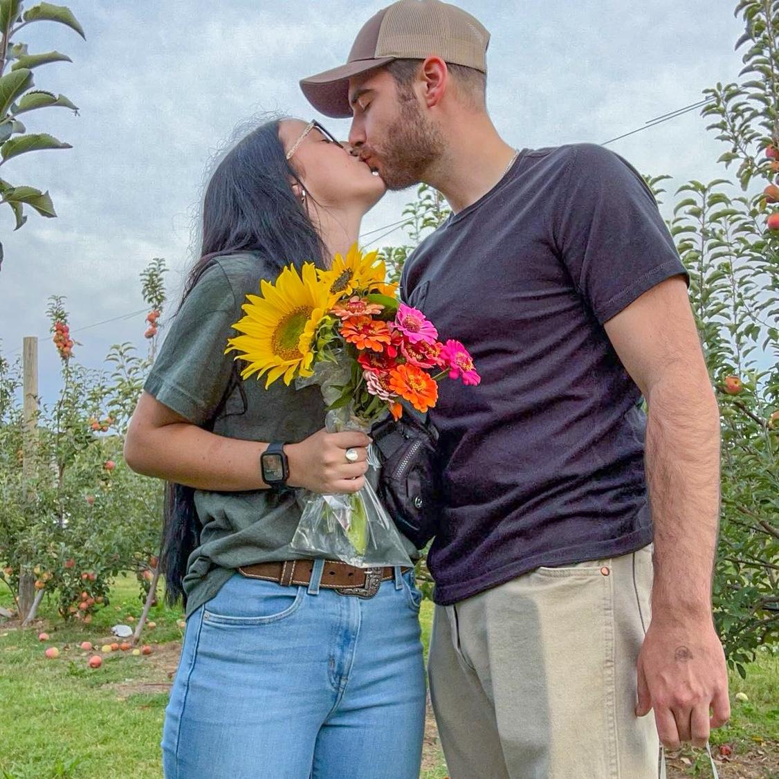 First time visiting the apple orchard! We picked apples and cut our own flowers.