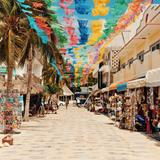 Fifth Avenue @ Playa del Carmen