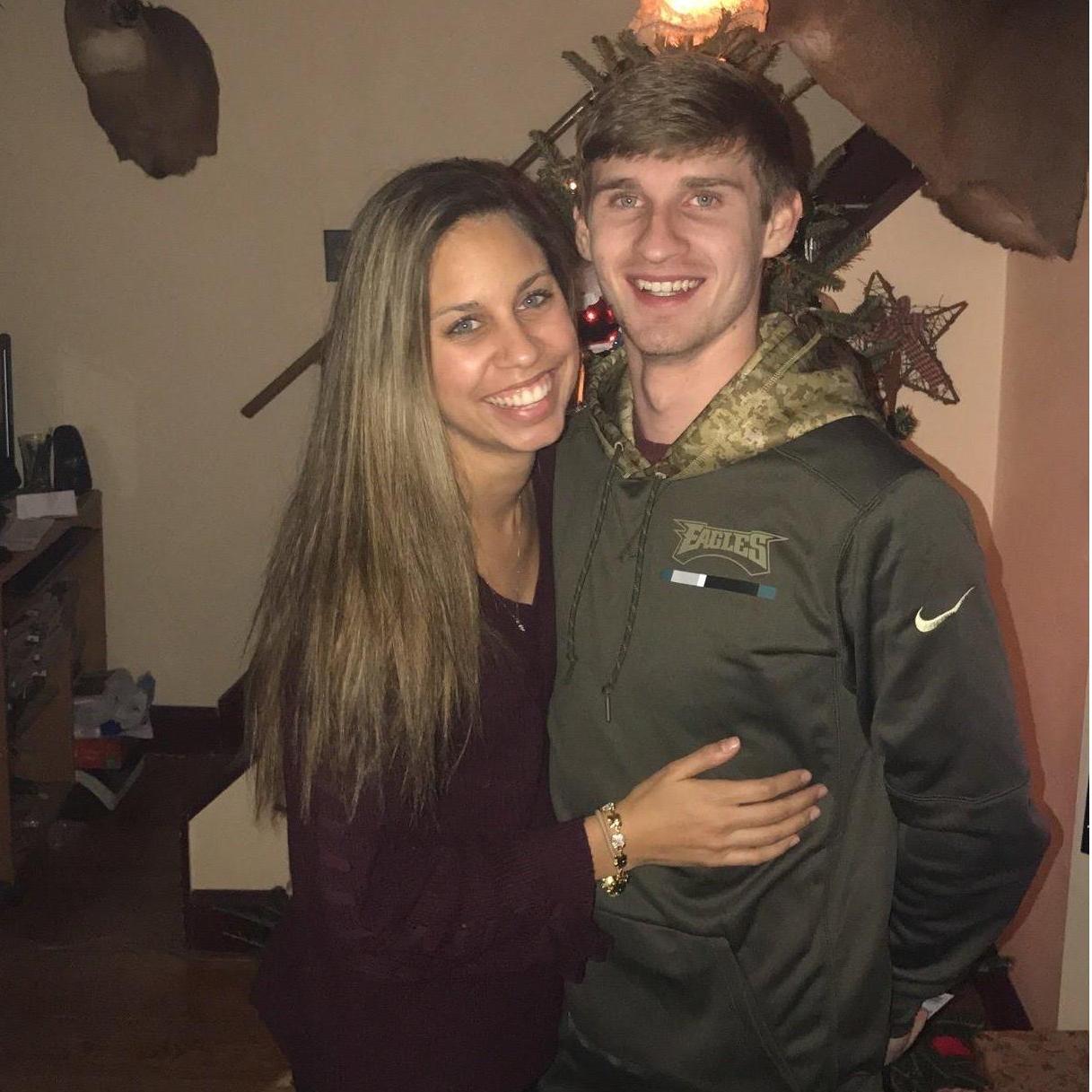 Our 1st Christmas!! My favorite Holiday 🤍