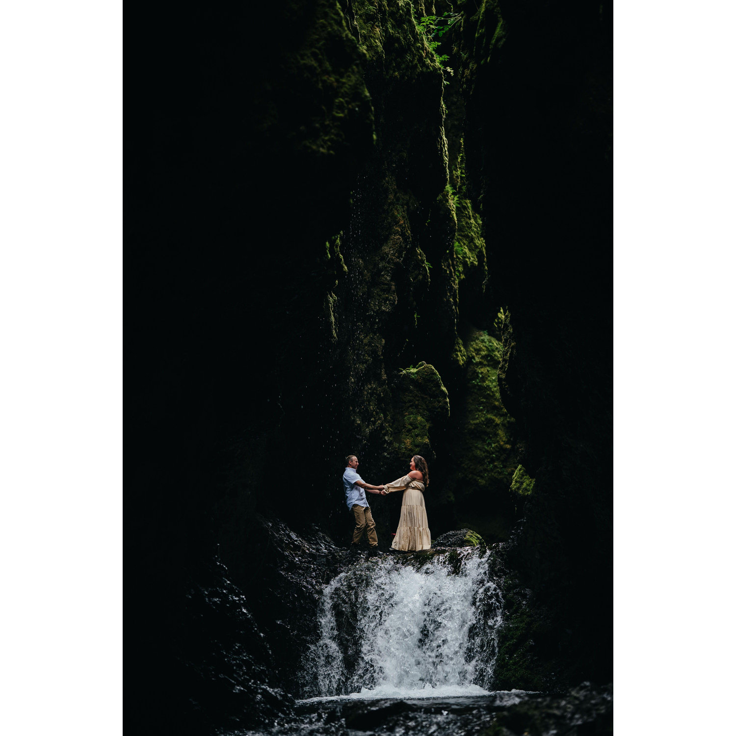 Iceland engagement shoot by Leszek Nowakowski.