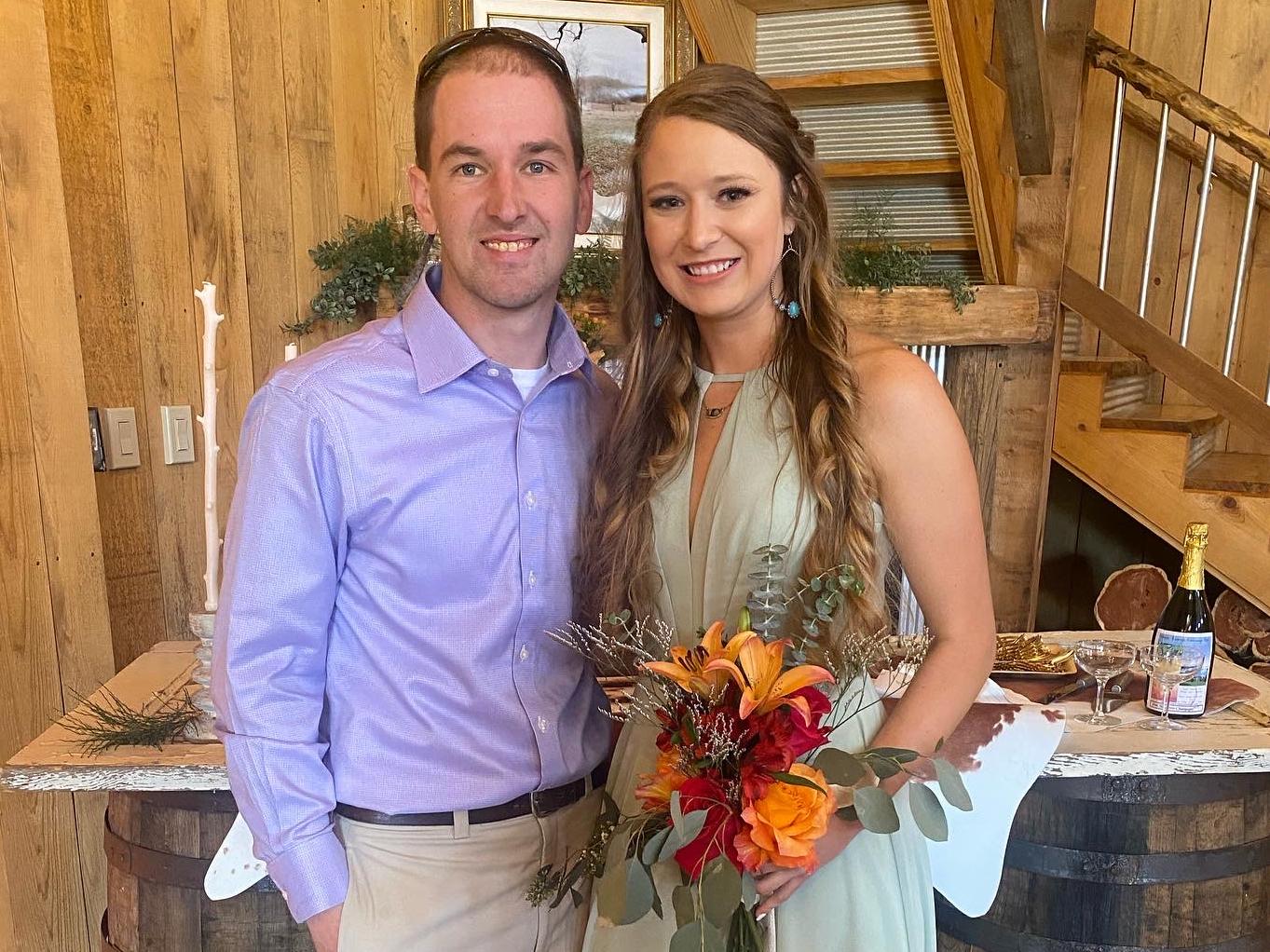 The Wedding Website of Hannah James and Brett Baurnfind