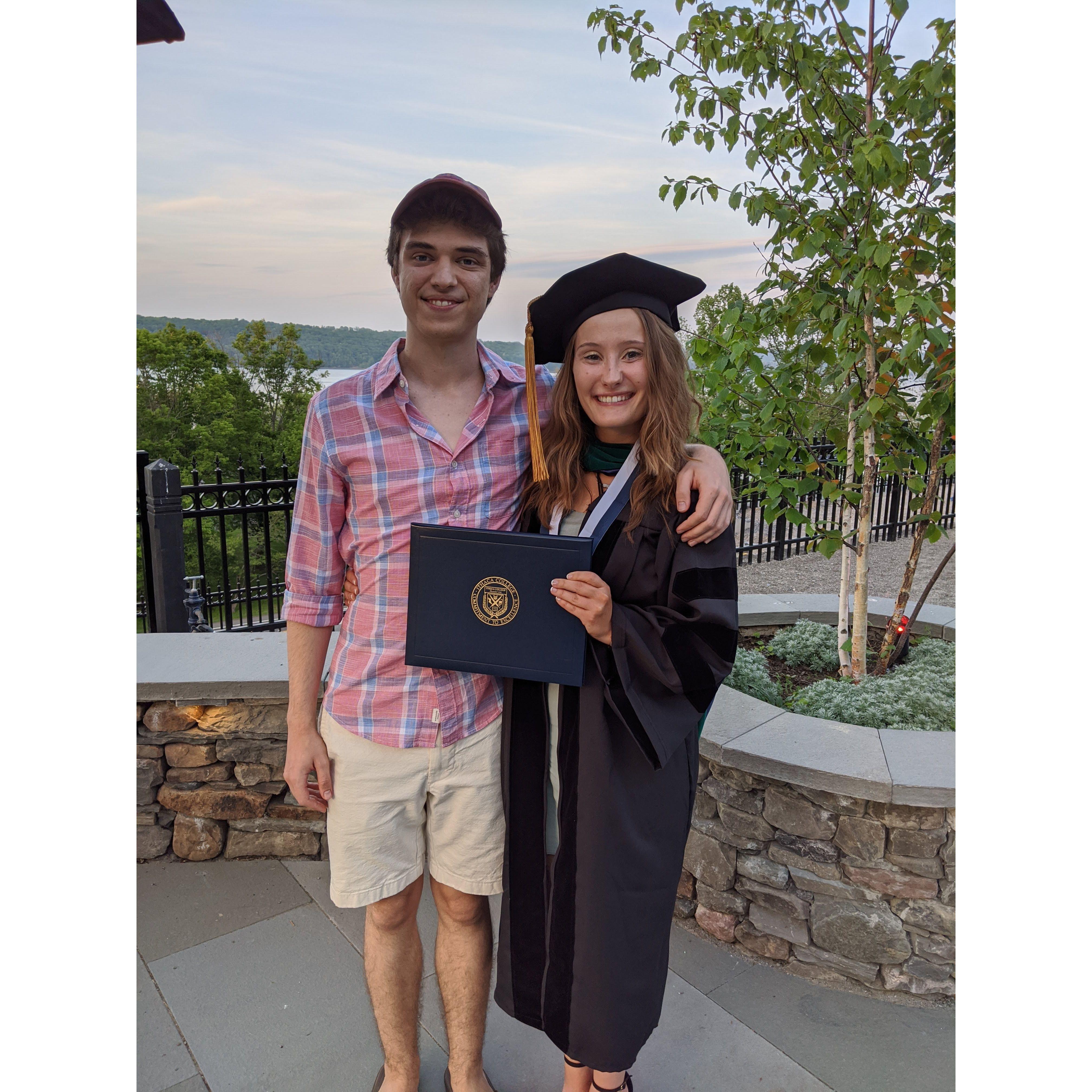 Mariel graduates Physical Therapy school!