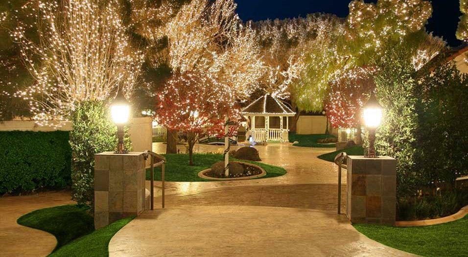 The Wedding Website of Rosalina Rodriguez and David Varelas