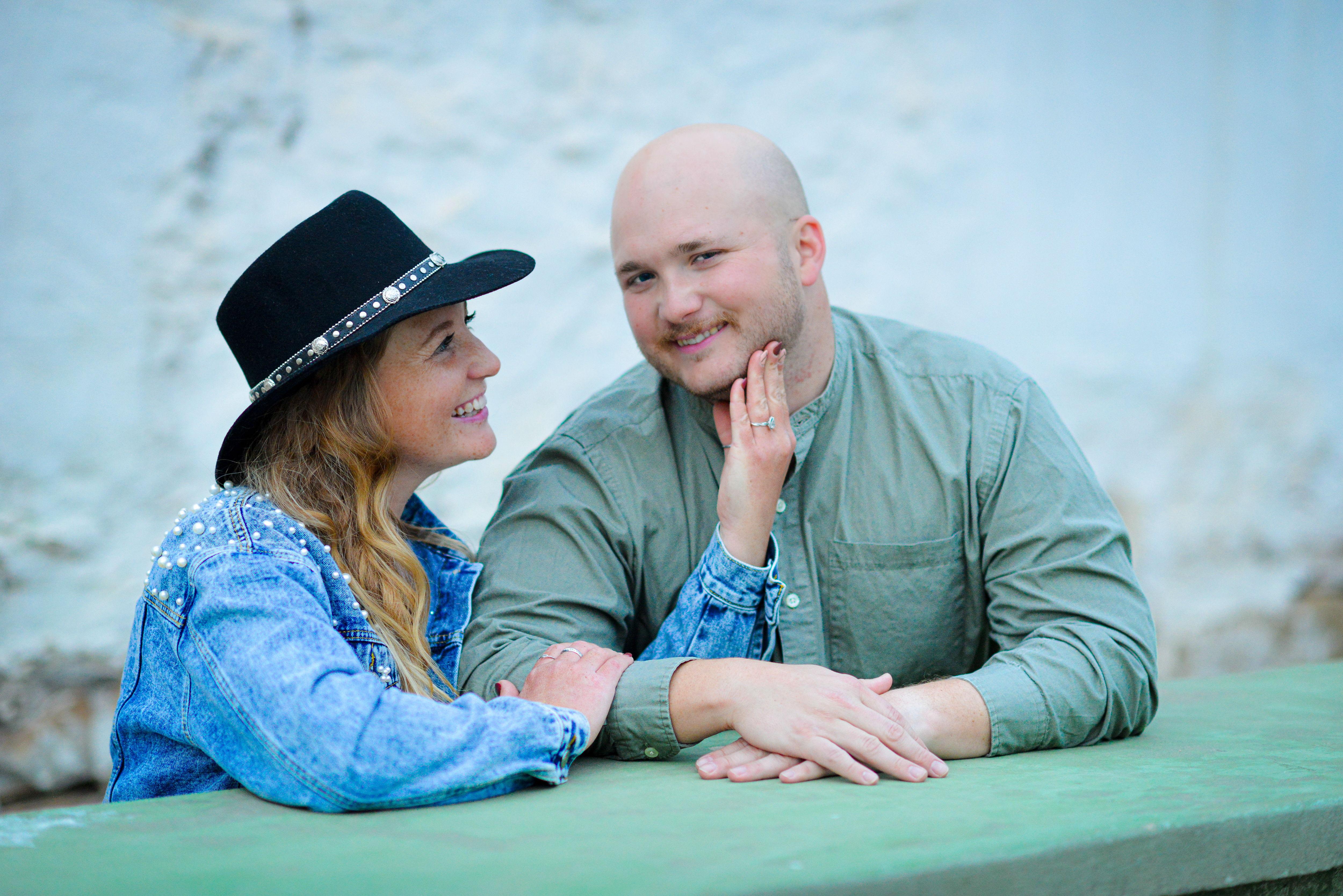 The Wedding Website of Hannah Thomae and James Roberts