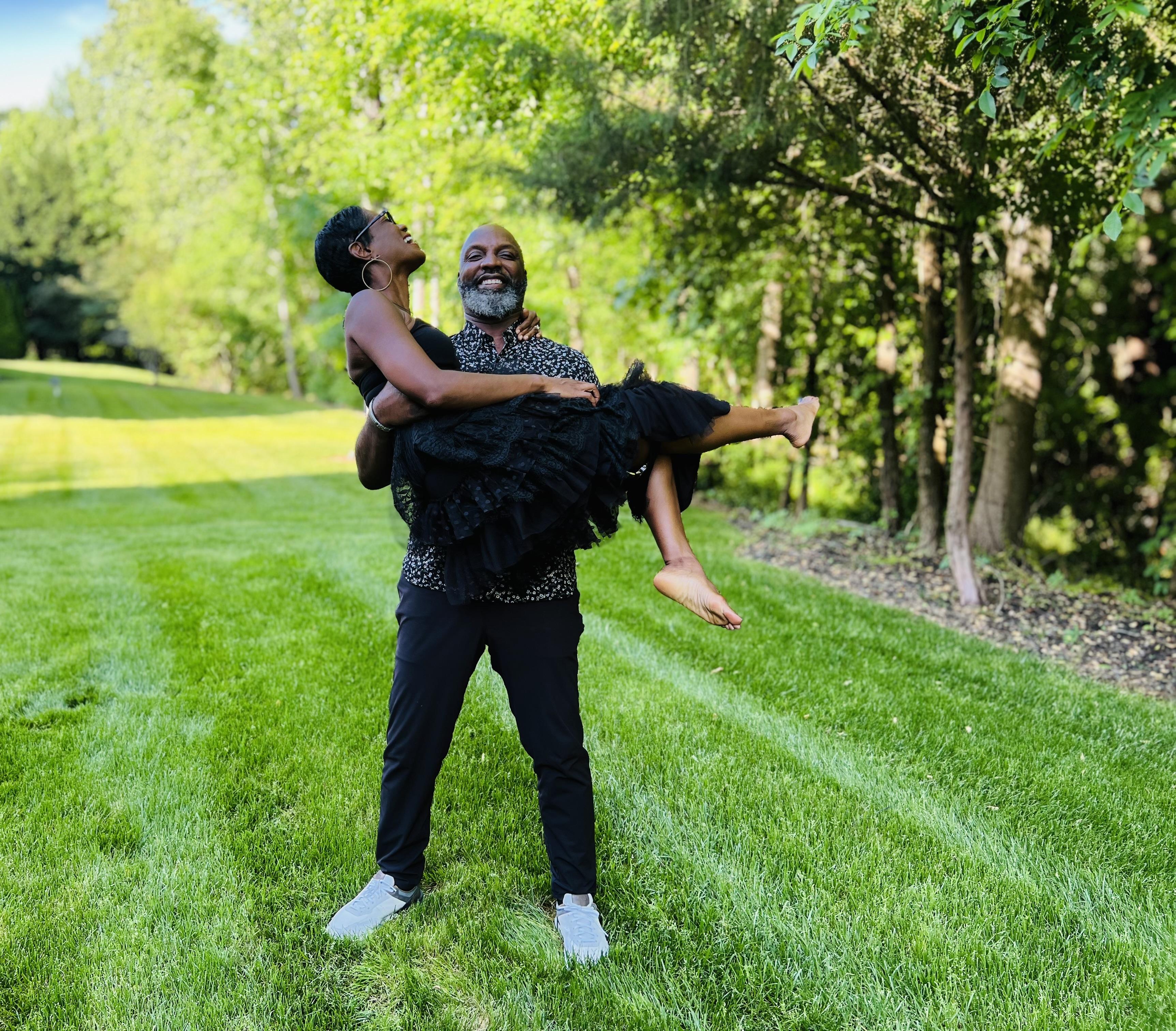 The Wedding Website of Shavonne Clark and Dennell Glover