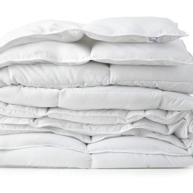 LIGHT WARMTH White Down Alternative Comforter With Space Saver Storage Bag, Duvet Insert, Corner Tabs, Piped Edges, Protection Against Dust Mites, Hypoallergenic, Allergy Free (Light Warmth, Queen)