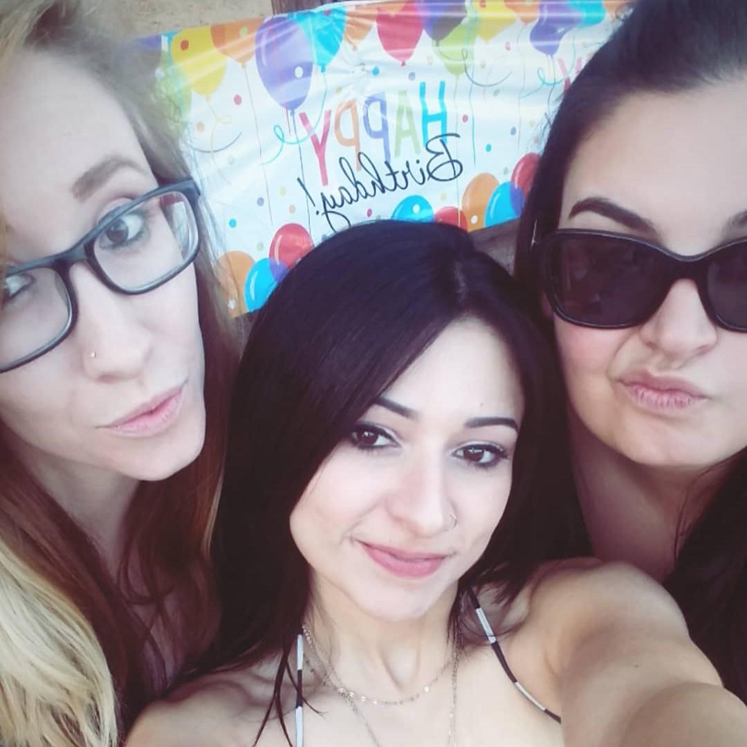 aya with bridesmaids, apryl and tori.