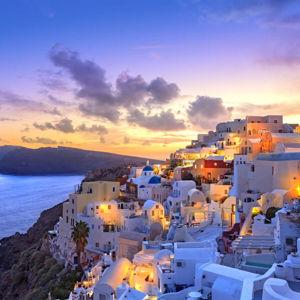 Honeymoon Fund: Oceanside Dinner in Santorini