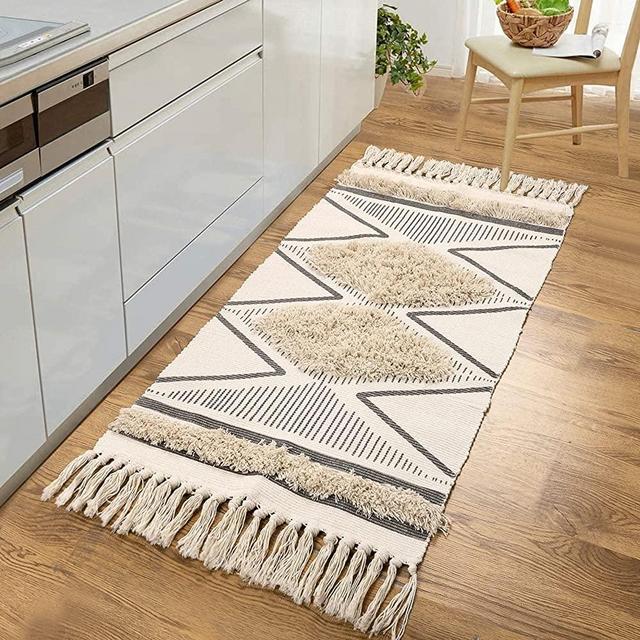 Boho Kitchen Runner Rug 2'x4' LEEVAN Cotton Tufted Geometric Rugs with Tassels Chic Diamond Farmhouse Rug Washable Woven Hallway Throw Doormat for Kitchen Sink/Bathroom/Living Room/Bedroom