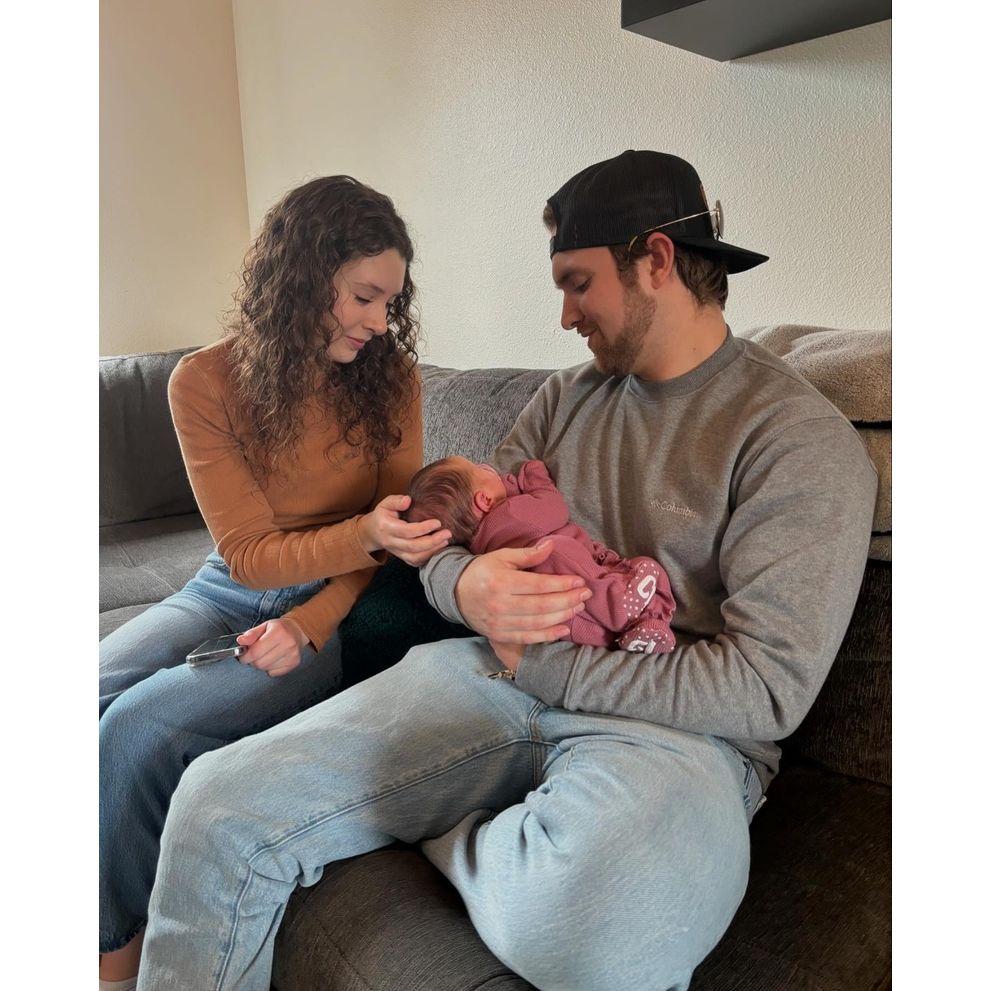 meeting our niece <3