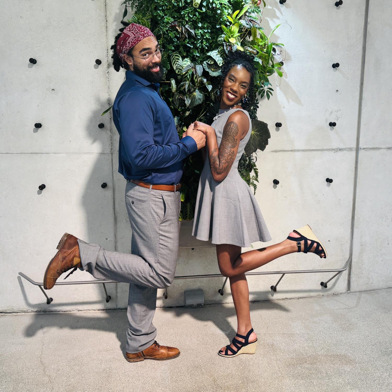 A love that makes our foot just… “pop”!