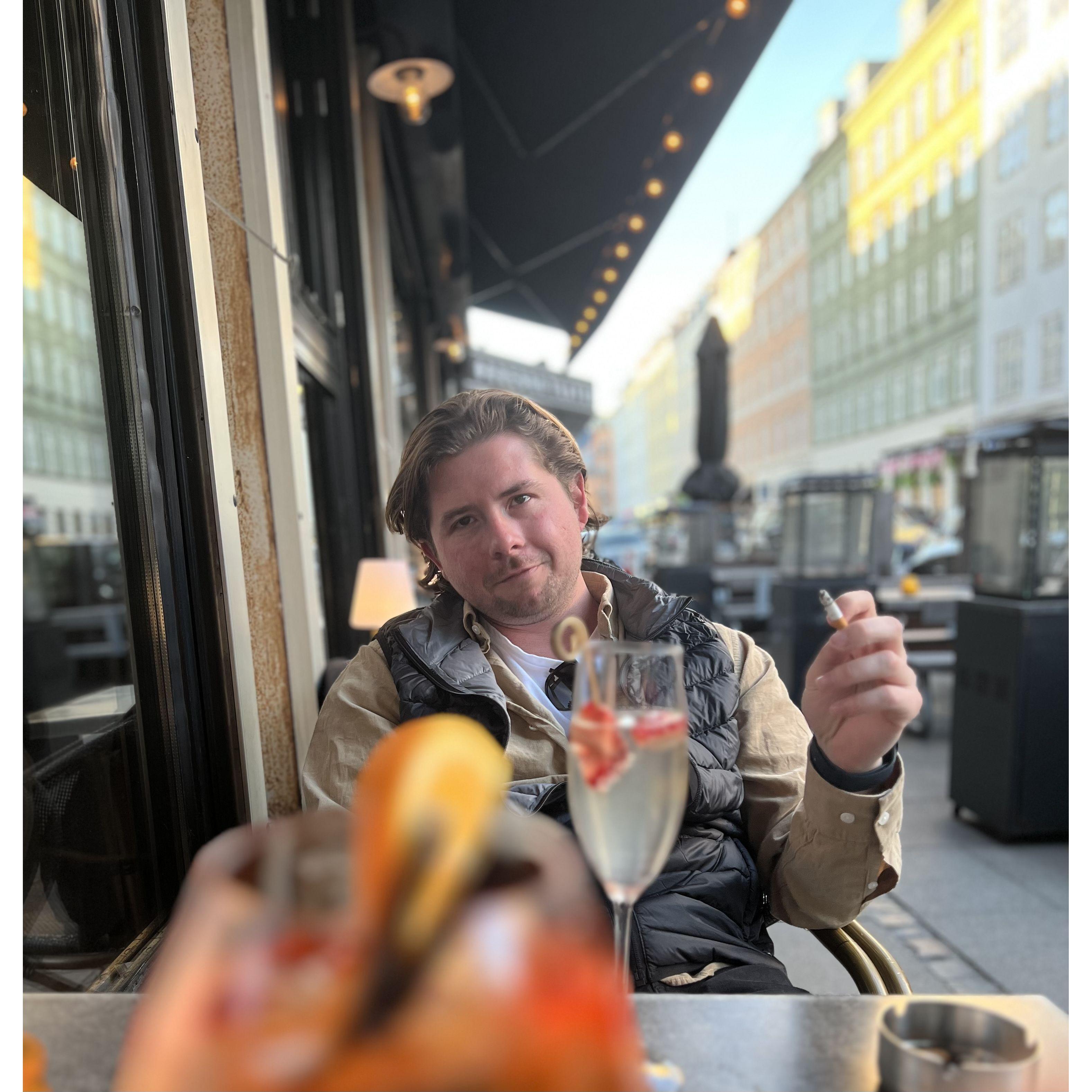 Cocktails in Nørrebro after calling family and friends