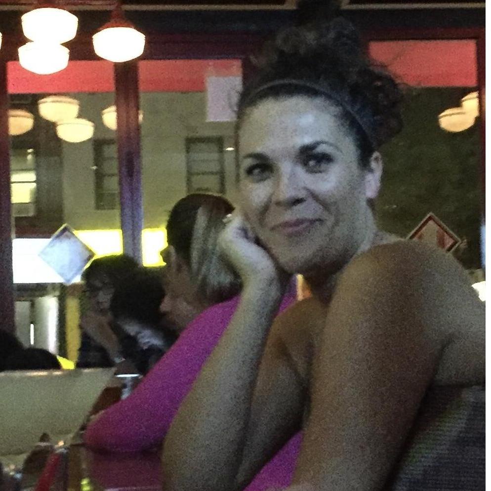 ....yup. that's the look of a woman who knows.