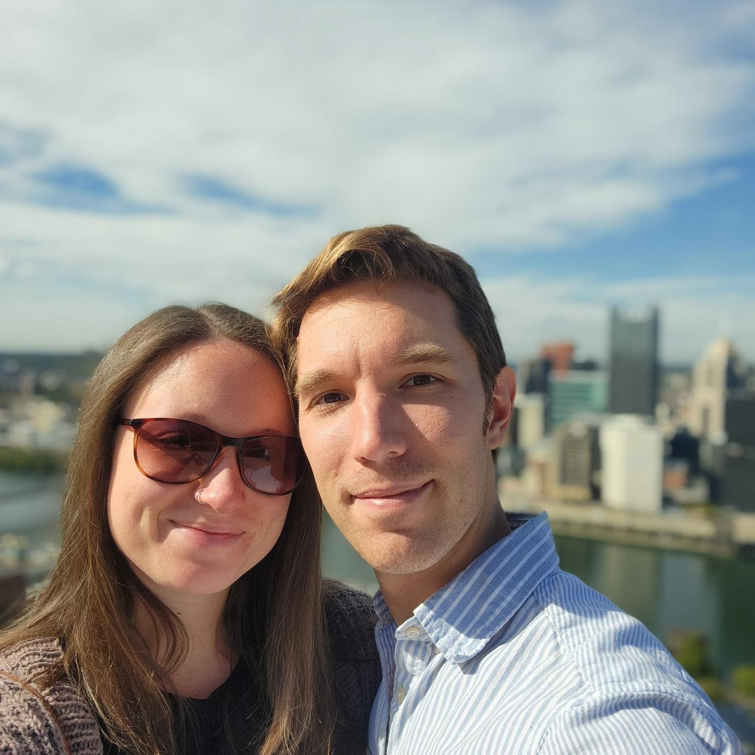 Ian and Maddie said goodbye to Pittsburgh and prepared to move back to Illinois.