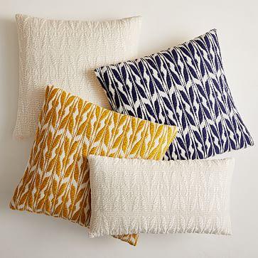 Mariposa Pillow Cover