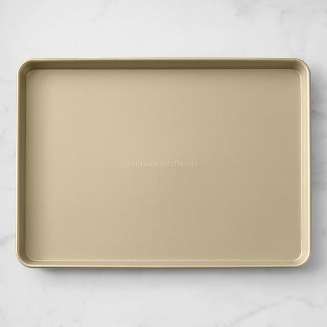Williams Sonoma Goldtouch® Pro Non Corrugated Three Quarter Sheet