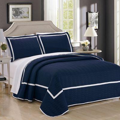 Chic Home Halrowe Reversible King Quilt Set in Navy