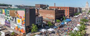 Des Moines' Downtown Farmers’ Market