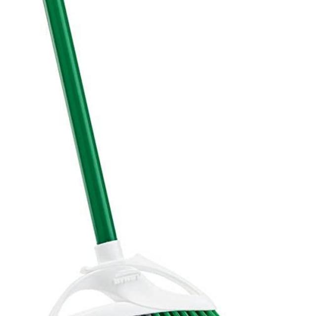 Libman 201 Precision Angle Broom with Recycled Broom Fibers