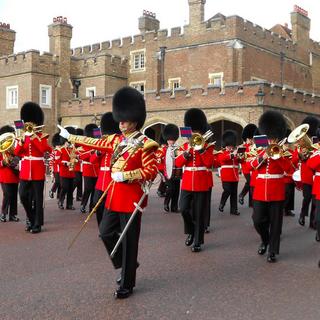 Skip-the-Line Westminster Abbey & Guard Change Tour