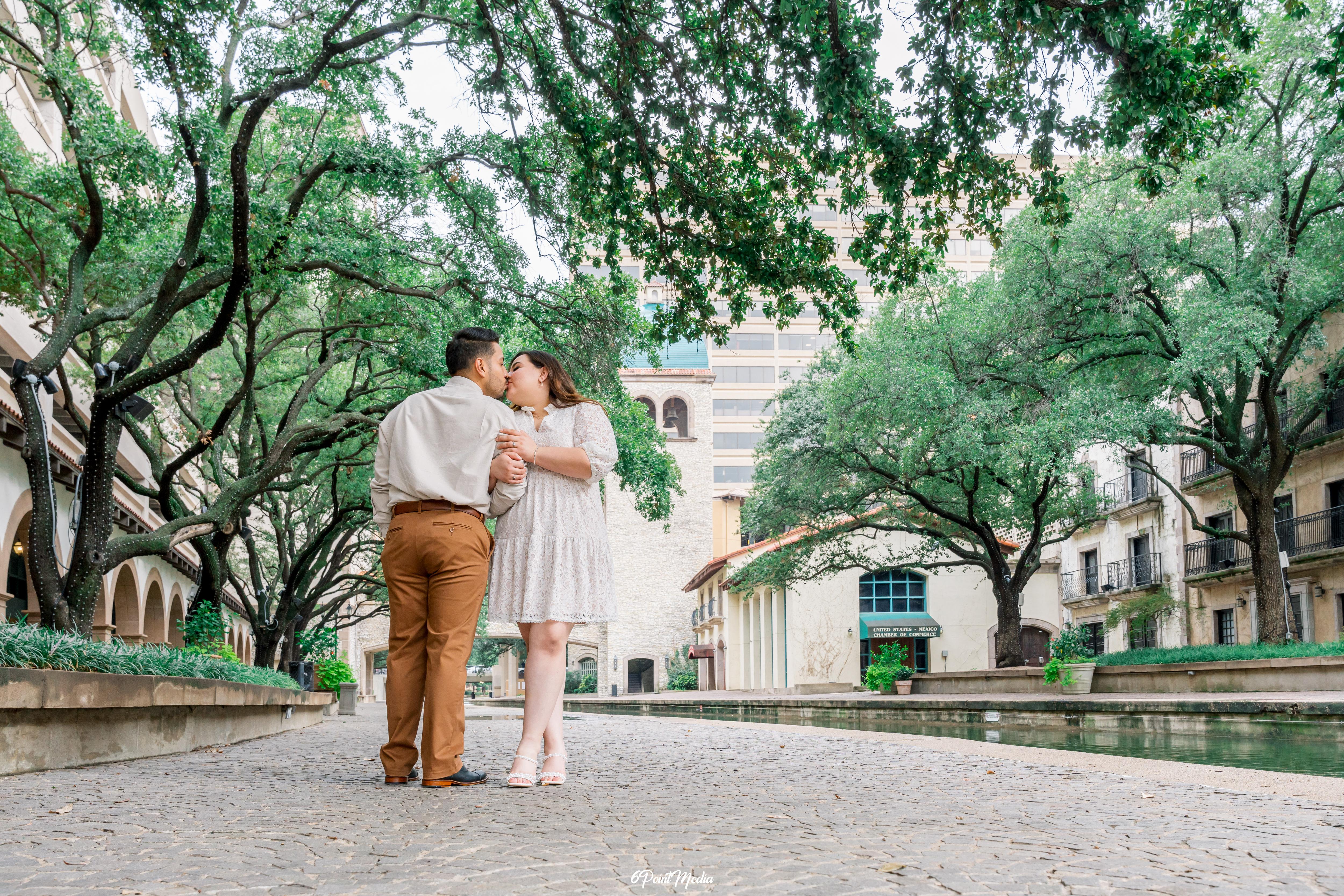 The Wedding Website of Rosa Medina and Javier Brizo