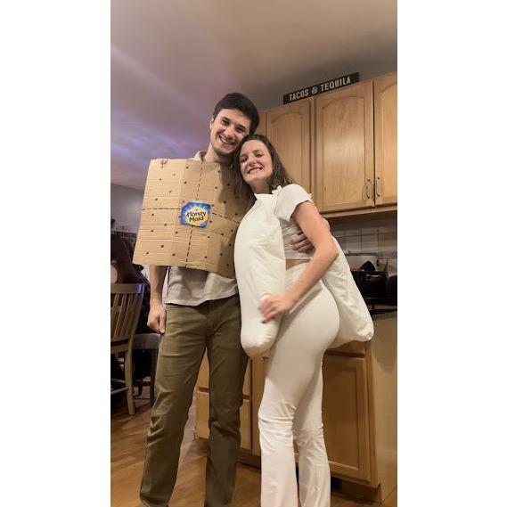 Halloween couple costumes